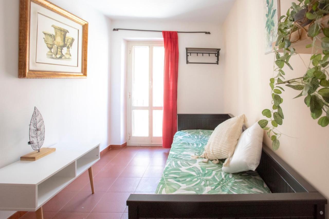 Homehouse Serpenti - Colosseum - Rione Monti Rome Exterior photo